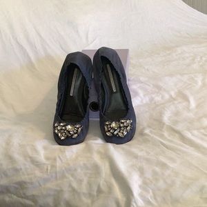 Vera Wang suede flats